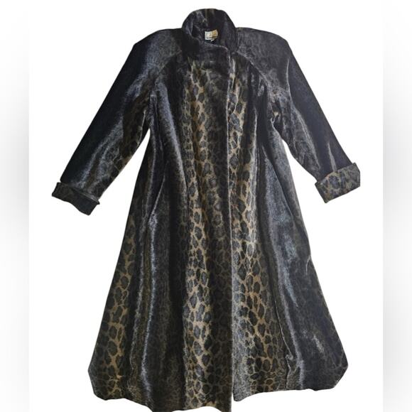 Cache Black and Brown Animal Print Cape - Picture 3 of 8
